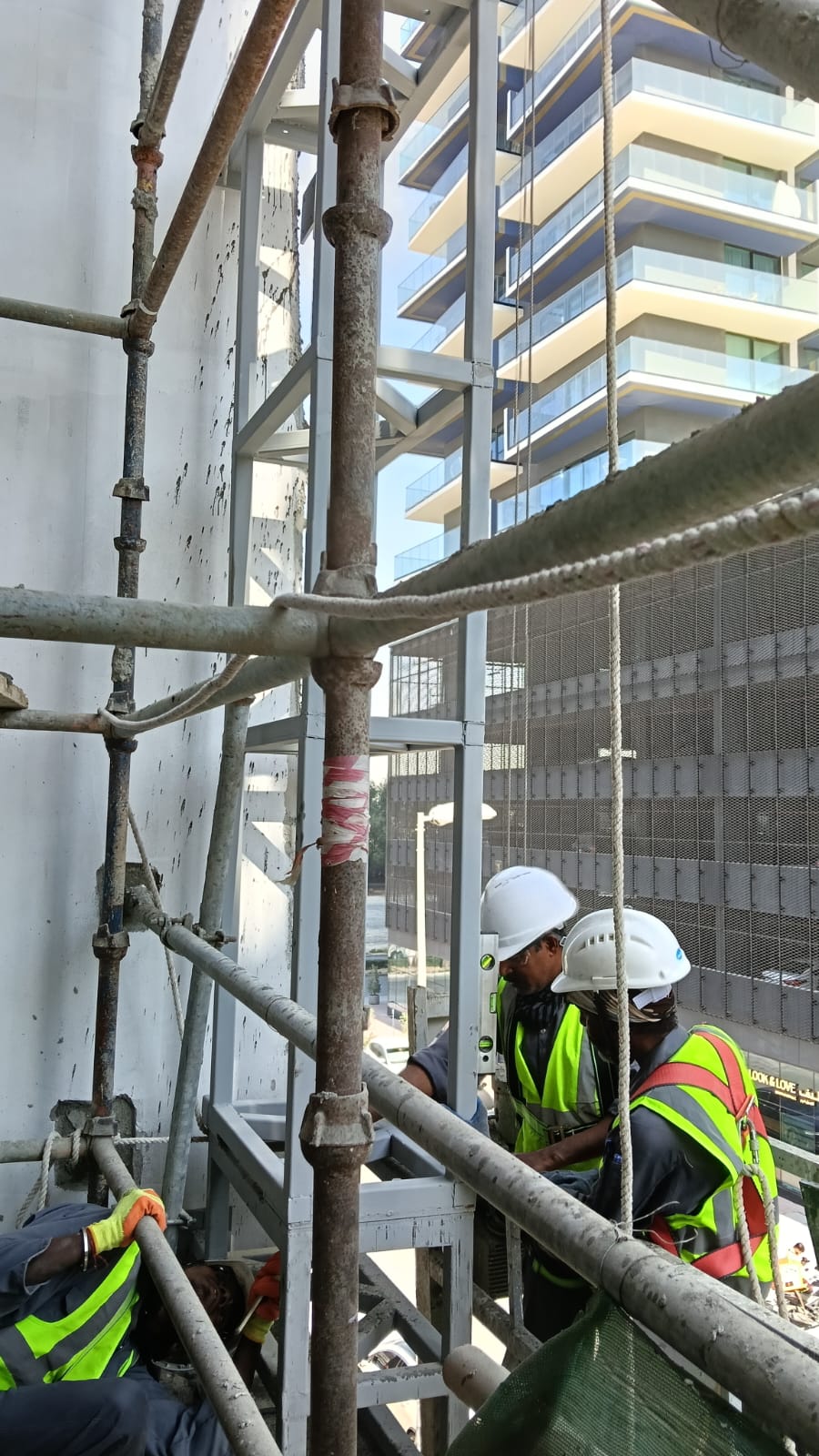 Cladding supporting steel Structure