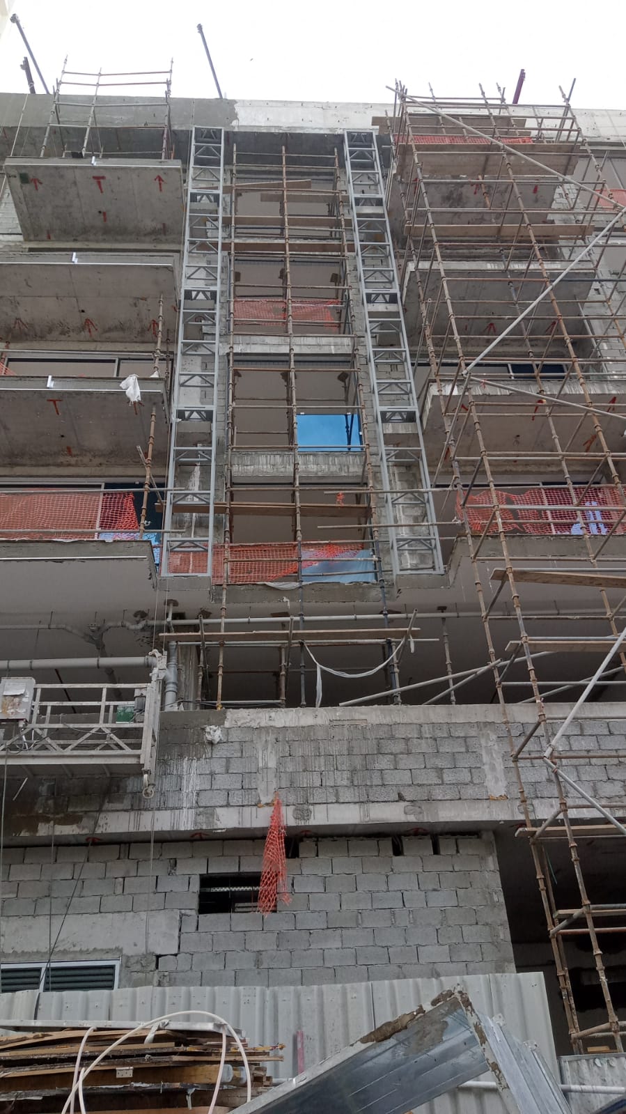 Cladding supporting steel Structure